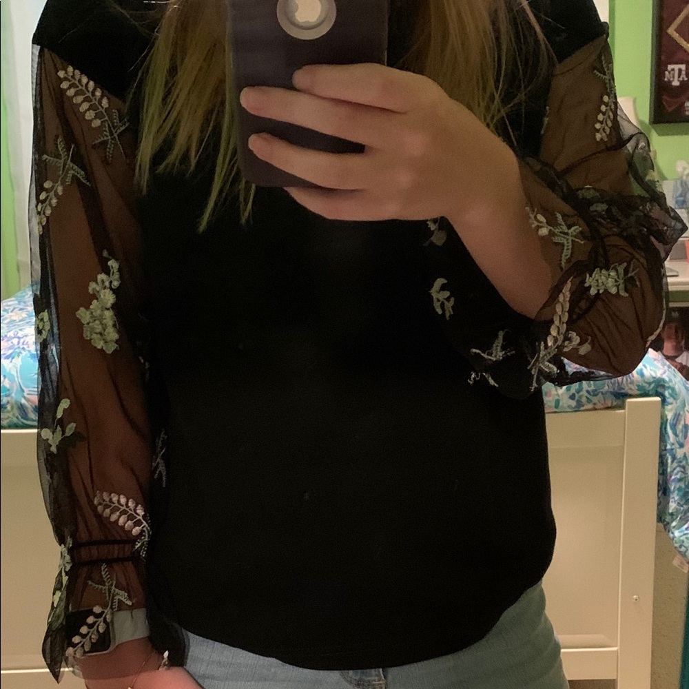 Black shirt